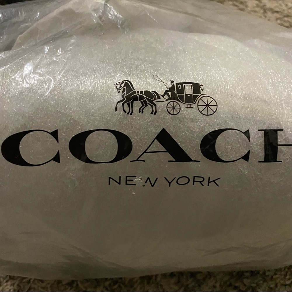 Authentic Coach Mini Sierra Satchel - Picture 4 of 8